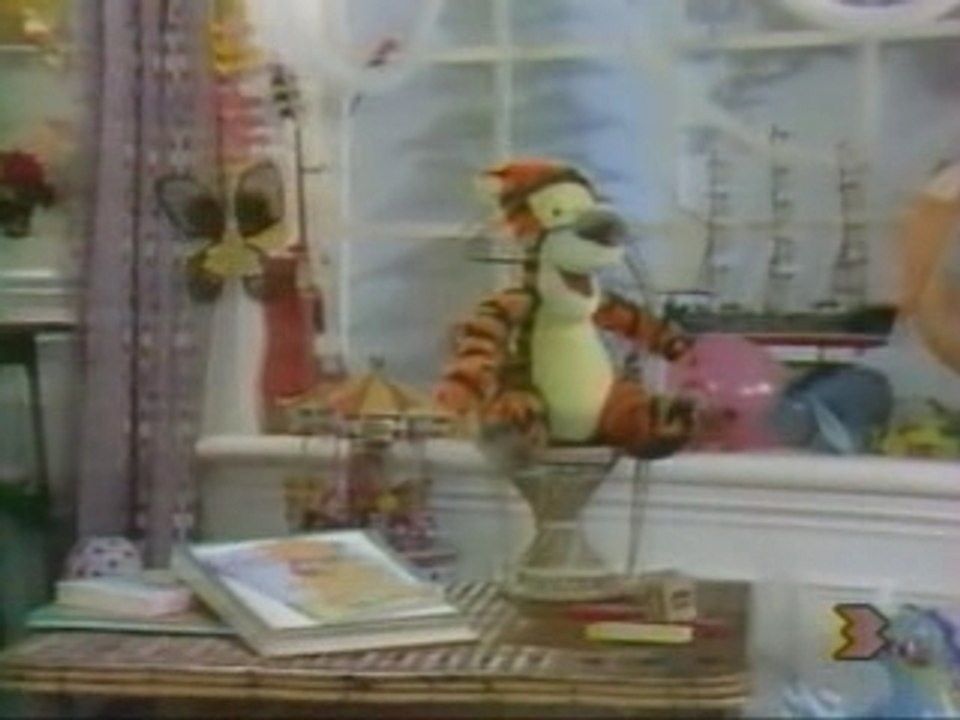 Generique winnie l'ourson avec jean rochefort