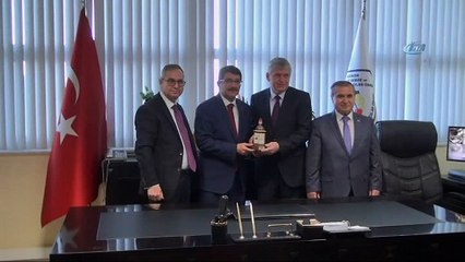 Şehzadeler Belediyesinden pazarcı esnafına müjde