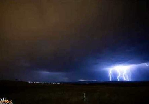 Multiple Lightning Strikes Seen in Canberra Timelapse Video