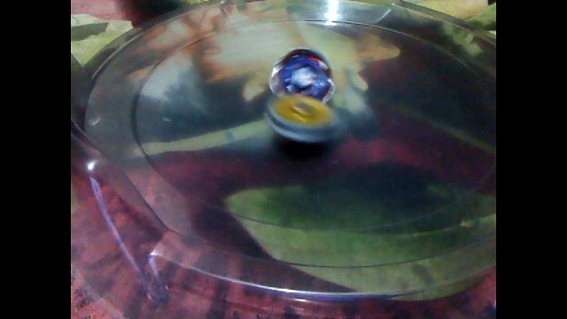 Beyblade Metal FuryMetal Fight 4D - Big Bang Pegasus FD Vs Death Quetzalcoatl 125RDF Battle
