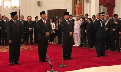 Rangkap Jabatan Menteri, Ganggu Kinerja?