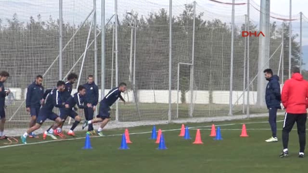 Antalyaspor Teknik Direktörü Hamzaoğlu Eto'o, Şimdilik Bizimle Beraber