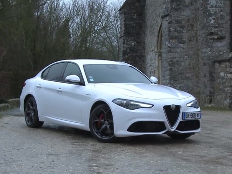 Essai Alfa Romeo Giulia 2.0i Turbo 280 Q4 AT8 Veloce (2018)