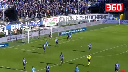 Pritja spektakolare e Berishës, portieri vlerësohet si më i miri i Atalantës (360video)