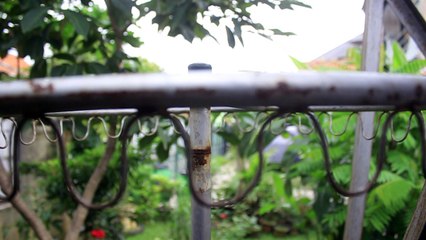 Stand Chlotes - Free Stock Video Footage HD