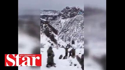 Türk pilot askerleri böyle selamladı