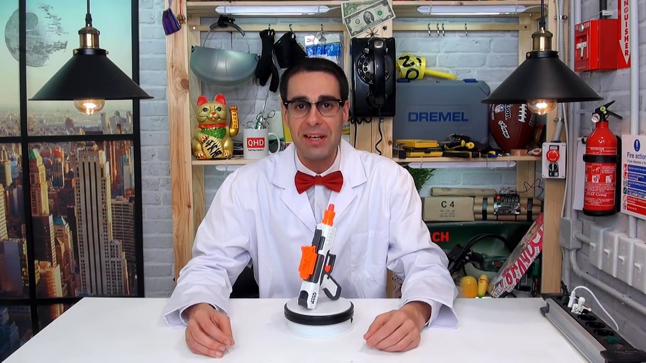 Qué Hay Dentro de una pistola NERF de Star Wars?