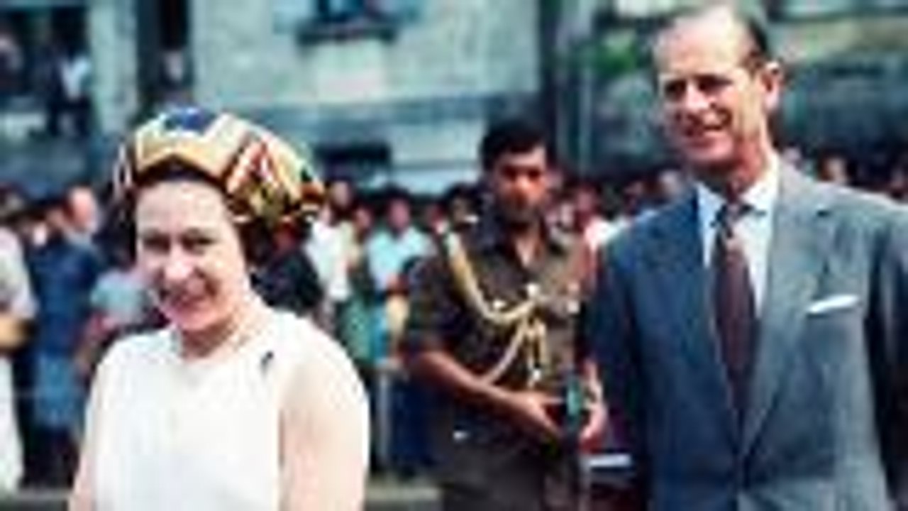 Here's Everything We Know About Season 3 of 'The Crown' | THR News
