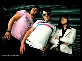 The Medic Droid - Keeping Up With The Joneses