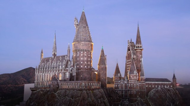 Muggles Can Have Christmas Dinner In Hogwarts' Great Hall Again This Year