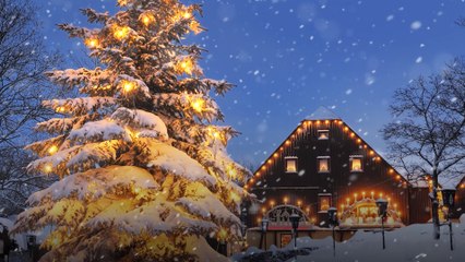 America's 7 Best Small Towns for Christmas