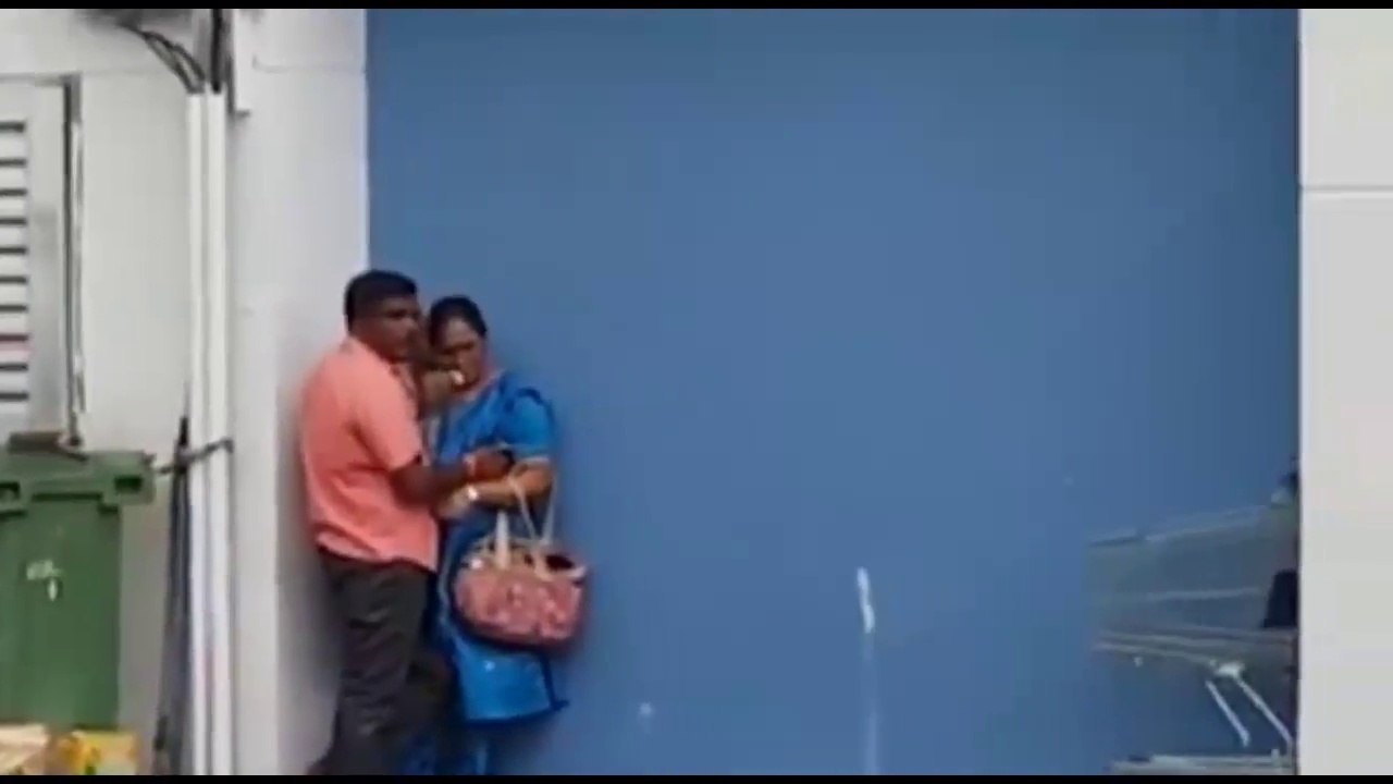 செம்ம காமடி ஏன்டா அங்க போய் தமிழ்நாட்டு மானத்த வாங்குறீங்க