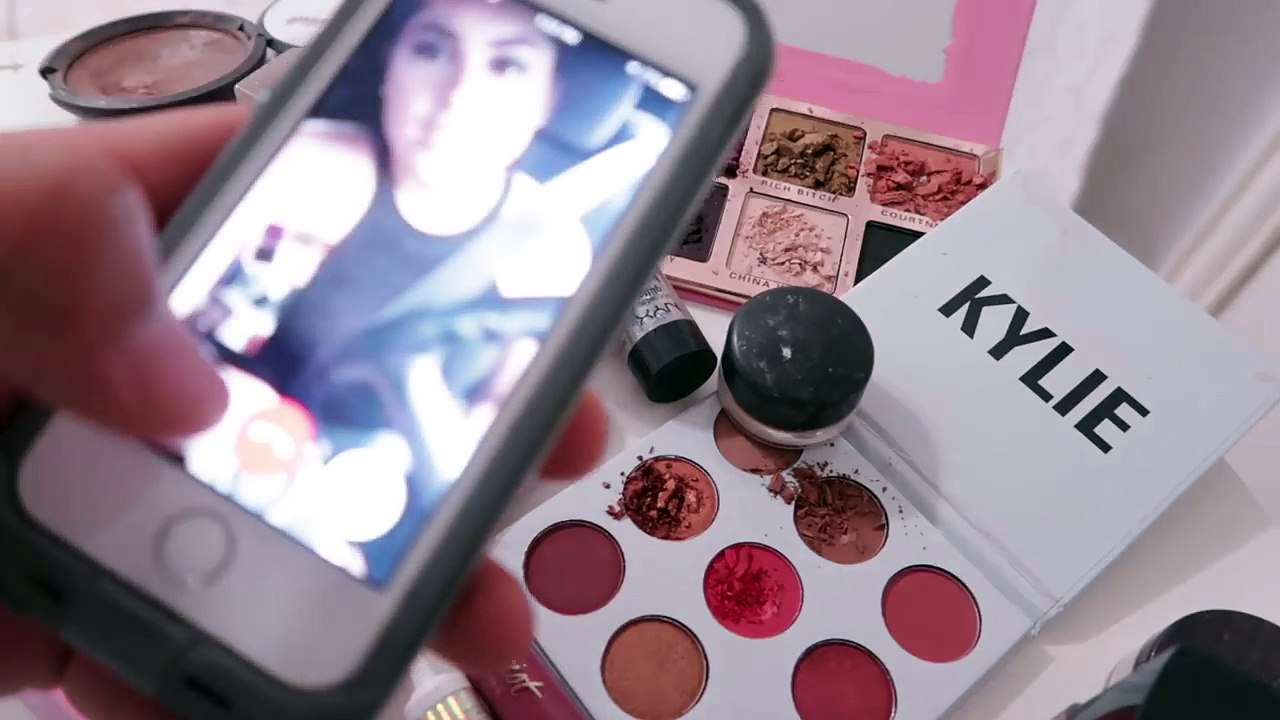 DESTROYED My Girlfriends Makeup Prank !!!