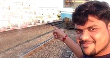 Üzerine Gelen Tren ile Selfie Çekmek İsteyen Genç, Dehşet Anlarını Kayda Aldı