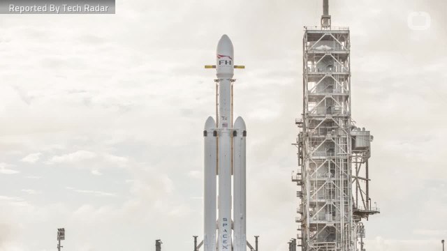 SpaceX Test Fires Falcon Heavy Rocket Engines