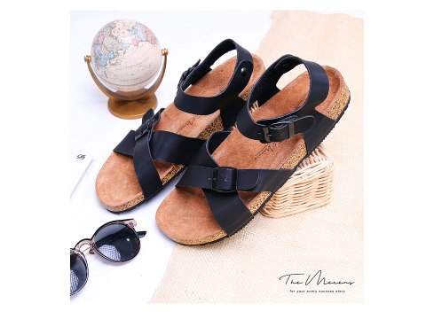 Dapatkan Potongan Harga!!! WA +62 852 1630 6730 Jual sandal kulit The Merens