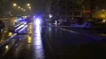 Şanlıurfa Bariyere Çarpan Otomobil İkiye Bölündü 1 Ölü, 2 Yaralı