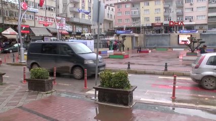 Koaceli Simitçi 2 Günlük Kazancını Mehmetçik Vakfı'na Bağışladı