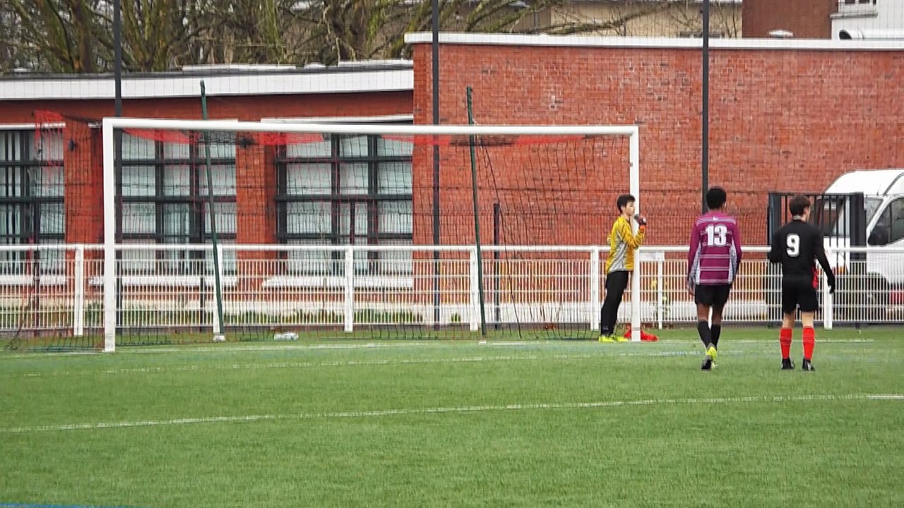 Championnat U17 préligue : LILLE Fives - FCL : 5 - 1 (0 - 1)