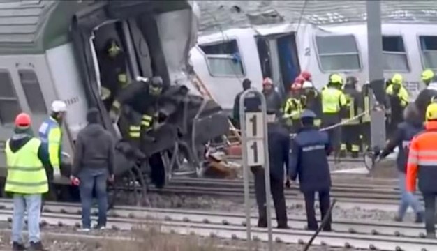 Milano - deraglia treno regionale con molti pendolari: 4 morti
