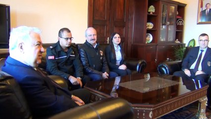Dünya Gümrük Günü'nde turistlere çiçekli karşılama - BALIKESİR
