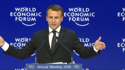 Davos: World leaders lambast protectionism
