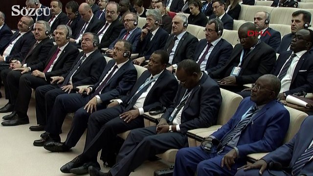 Nijer Başbakanı Brigi Rafini 'Kardan dolayı öksürmüyorum merak etmeyin'