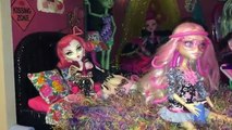 Monster High Dollhouse Tour 40Rooms43Beds200 MH Doll School House Mansion Dorm Video Collection RV