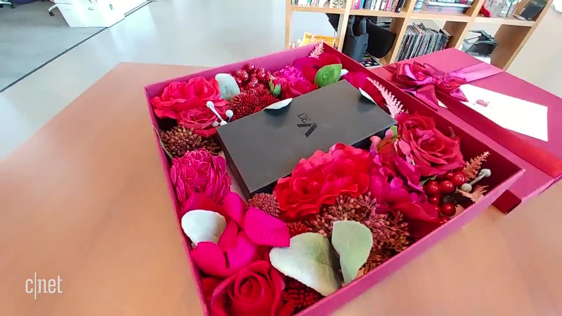 ⁣Raspberry Rose V30 Unboxing