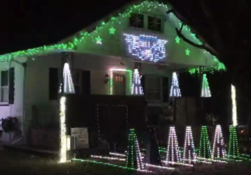 Philadelphia Eagles Superfan Turns Home Into 'Fly, Eagles Fly' Light Show