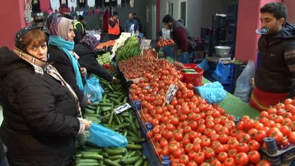 Küçükçekmeceliler, ilk kapalı pazar yerine kavuştu