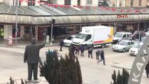 Isparta Kırmızı Işıkta Birdirbir Oynayıp, Takla Attılar