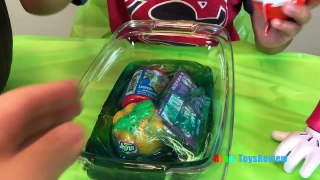 Disney Mickey Mouse and Minnie Mouse Halloween Pumpkin Surprise Toys in Slime Kinder Surprise Egg