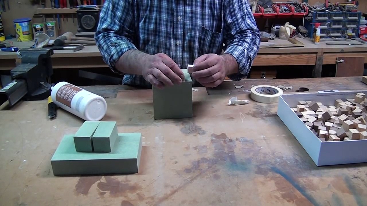 Can we Make a Minecraft Creeper with 880 Cubes? YES.