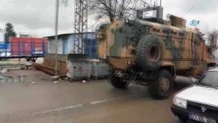 Afrin sınırına zırhlı araç sevkiyatı