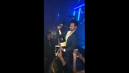 Ouvrir un magnum de champagne c'est tout un art... Fail