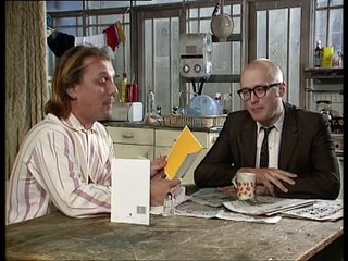 Bottom S01 E06 Accident
