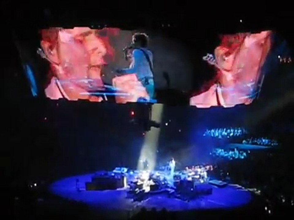 Muse - Interlude + Hysteria, Reliant Stadium, Houston, TX, USA  10/14/2009