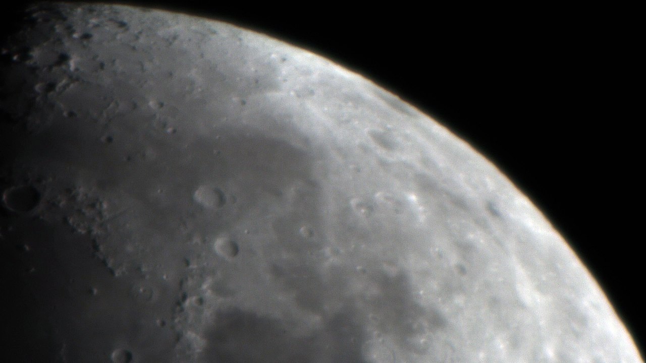 Moon, Illuminated: 58,4% (25 January 2018)