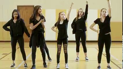 CHICKEN GIRLS  Annie & Hayden in “Broken”  Ep. 8