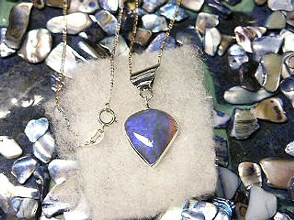 Lightning Ridge Semi black Opal