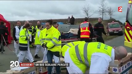 Gers : un bus scolaire percuté par une voiture