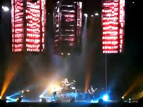 Muse - Interlude + Hysteria, Lanxess Arena, Cologne, Germany 11/16/2009