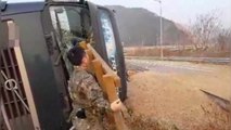[좋은뉴스] '망설임 없이'...교통사고자 구한 군인들 / YTN