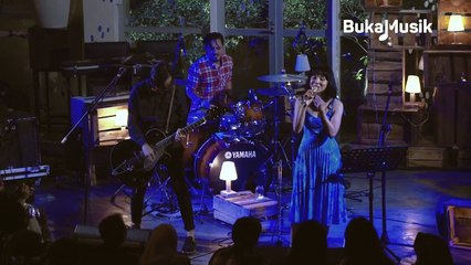 BukaMusik  Mocca - You and Me Against The World