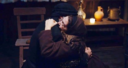 Bergüzar Korel ile Halit Ergenç'ten Mest Eden Performans! 2 Dakikada Darmaduman Ettiler