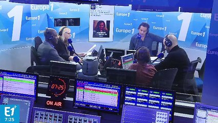 "Vous êtes bien sur le répondeur d'Alain Delon et de ses 37 chiens, nous allons donner suite à votre appel"