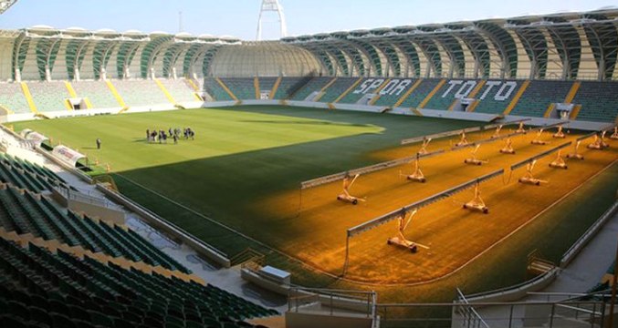 Akhisarspor, Yıllardır Beklediği Stada Bu Hafta Kavuşuyor