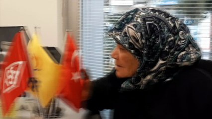 Gülçin teyze, 'Zeytin Dalı Harekatı'ndaki askerler için dua yazdırıp gönderdi