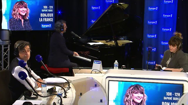Arthur H interprète Assassine de la nuit en live sur Europe 1